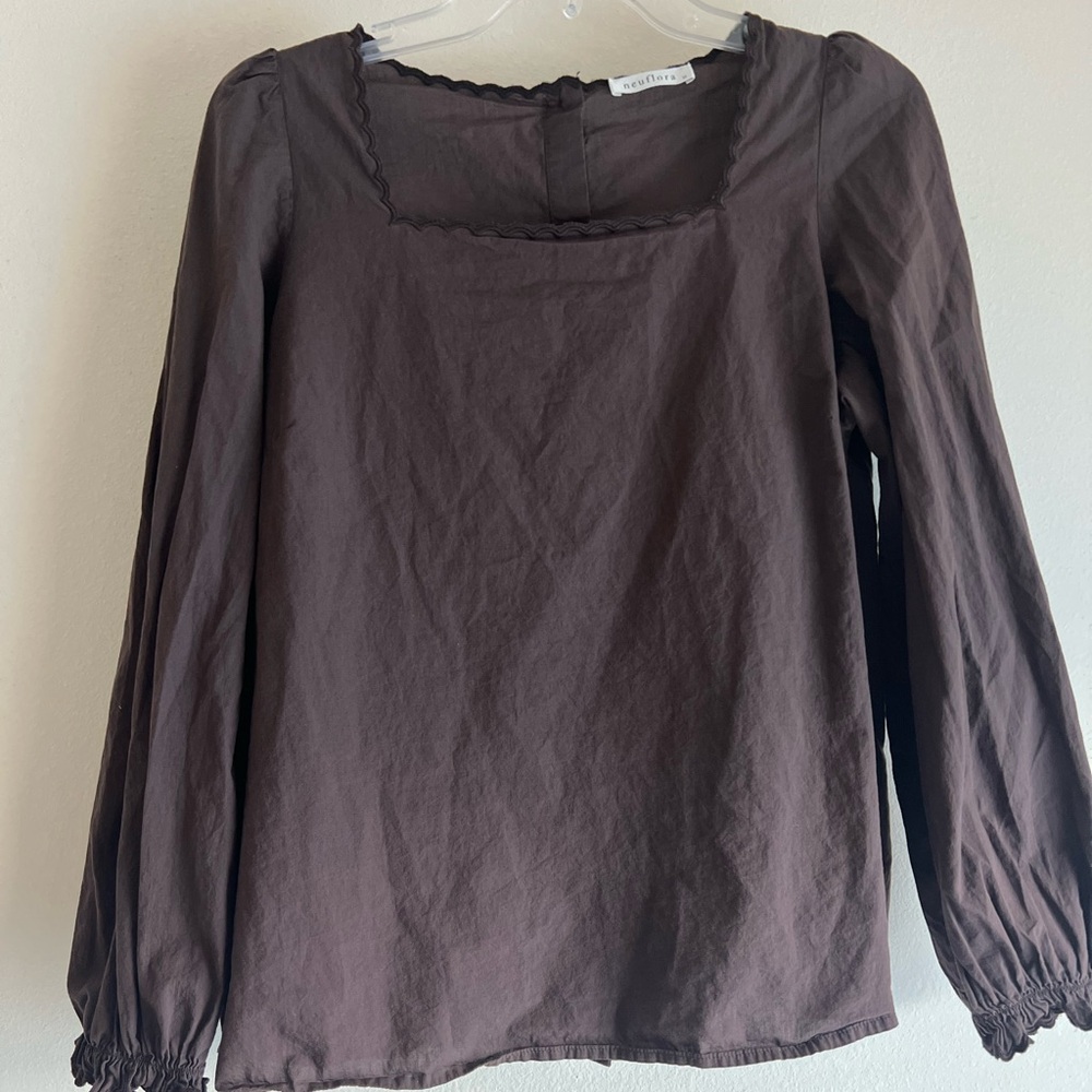 Chic Women's Blouse in Rich Brown